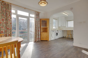 Dining Room- click for photo gallery